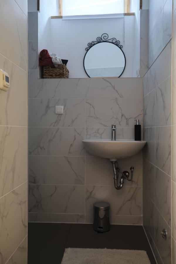 Podroom * Ljubljana